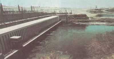 埃及阿斯旺水壩竣工