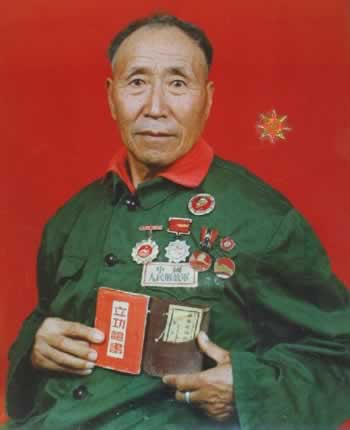 新中國組建新疆生產建設兵團