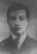 我國飛機設計師馮如第一次試飛成功