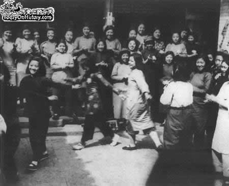 新中國消滅妓院制度