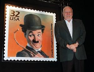 意大利著名導(dǎo)演德里科·費利尼誕辰（歷史上的今天。中國）