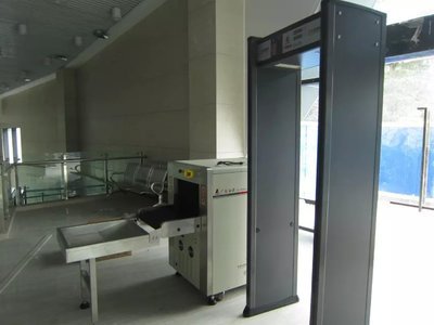 1-2111220S9114S.jpg